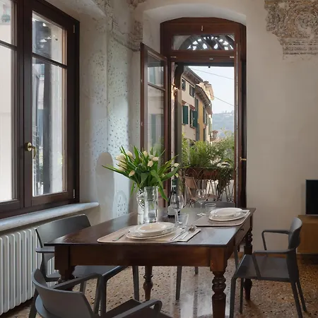 Апартаменты Residenza Roccamaggiore *